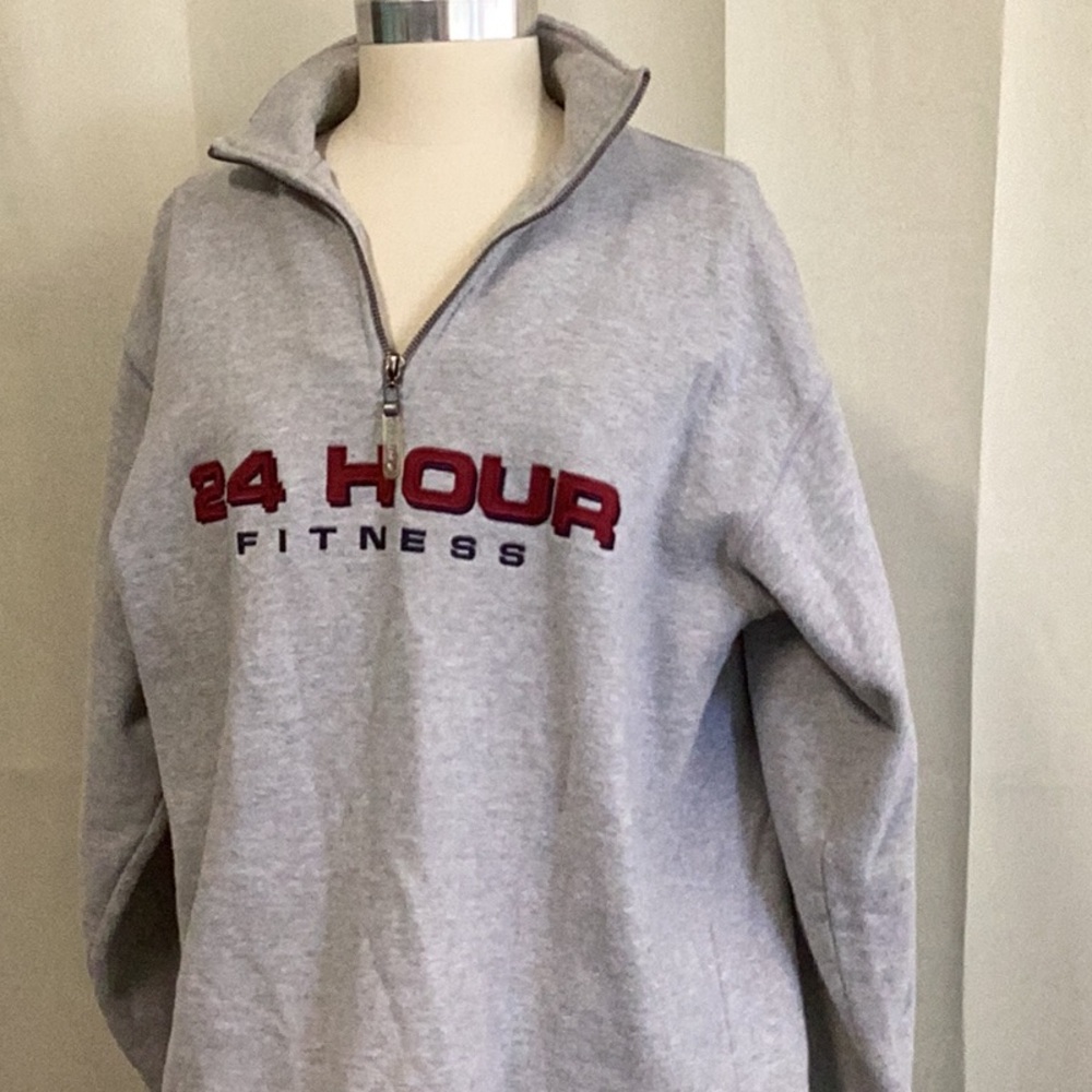 24 Hour Fitness pullover sweatshirt